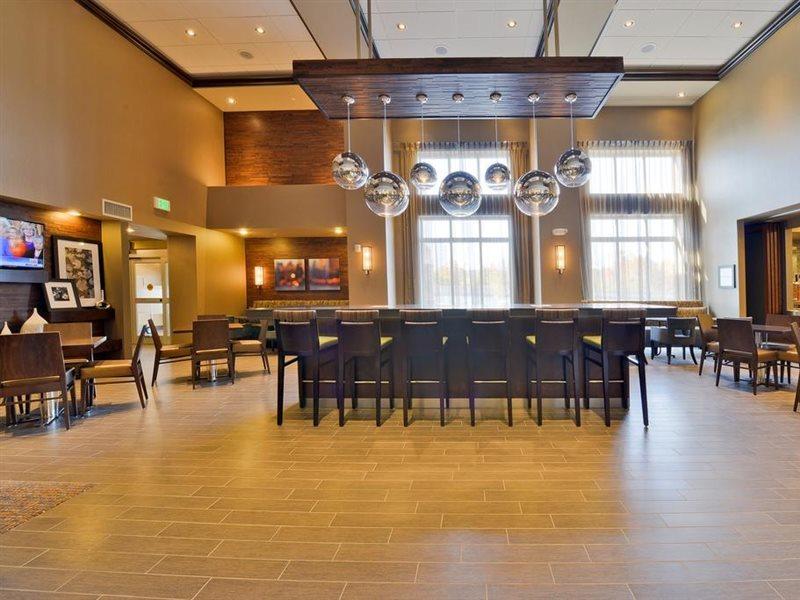 Hampton Inn & Suites Greensboro/Coliseum Area Екстер'єр фото