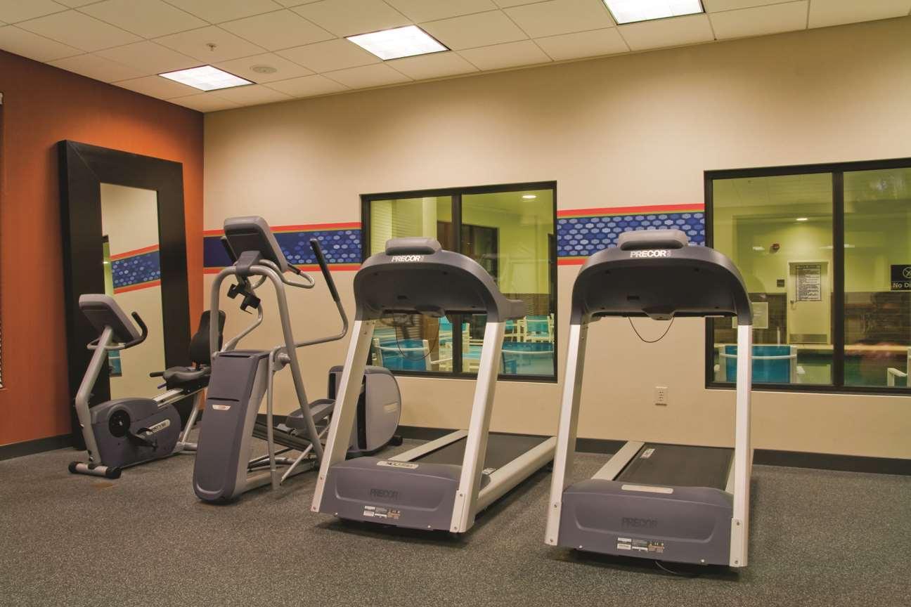 Hampton Inn & Suites Greensboro/Coliseum Area Екстер'єр фото